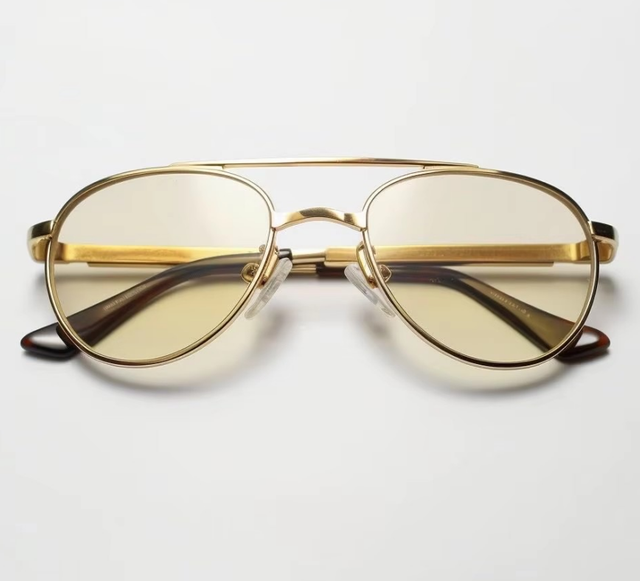 Customized sunglasses. Brand eyewear. Optical eyewear. Children's eyewear. Adult eyewear. Reading eyewear. Anti-blue light eyewear.