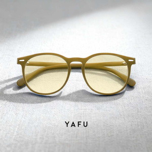 Retro round frame sunglasses