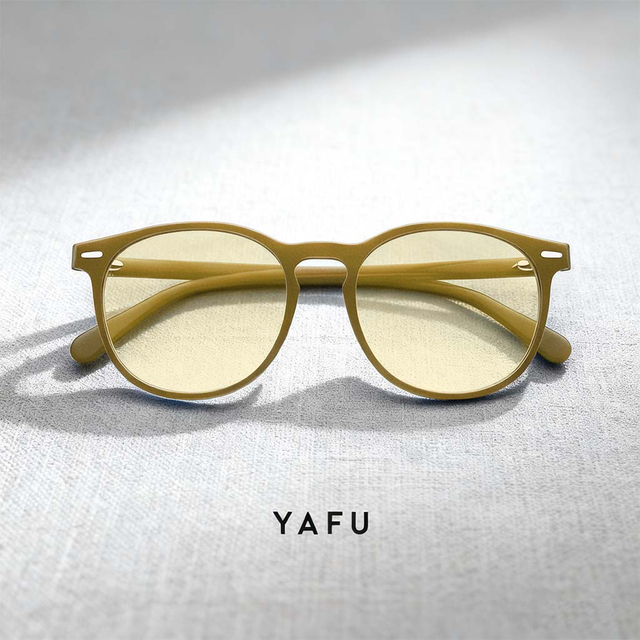 Retro round frame sunglasses